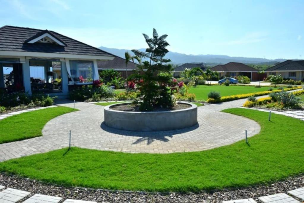 Oasis @ Estate - Ocho Rios - St Ann Apartment *